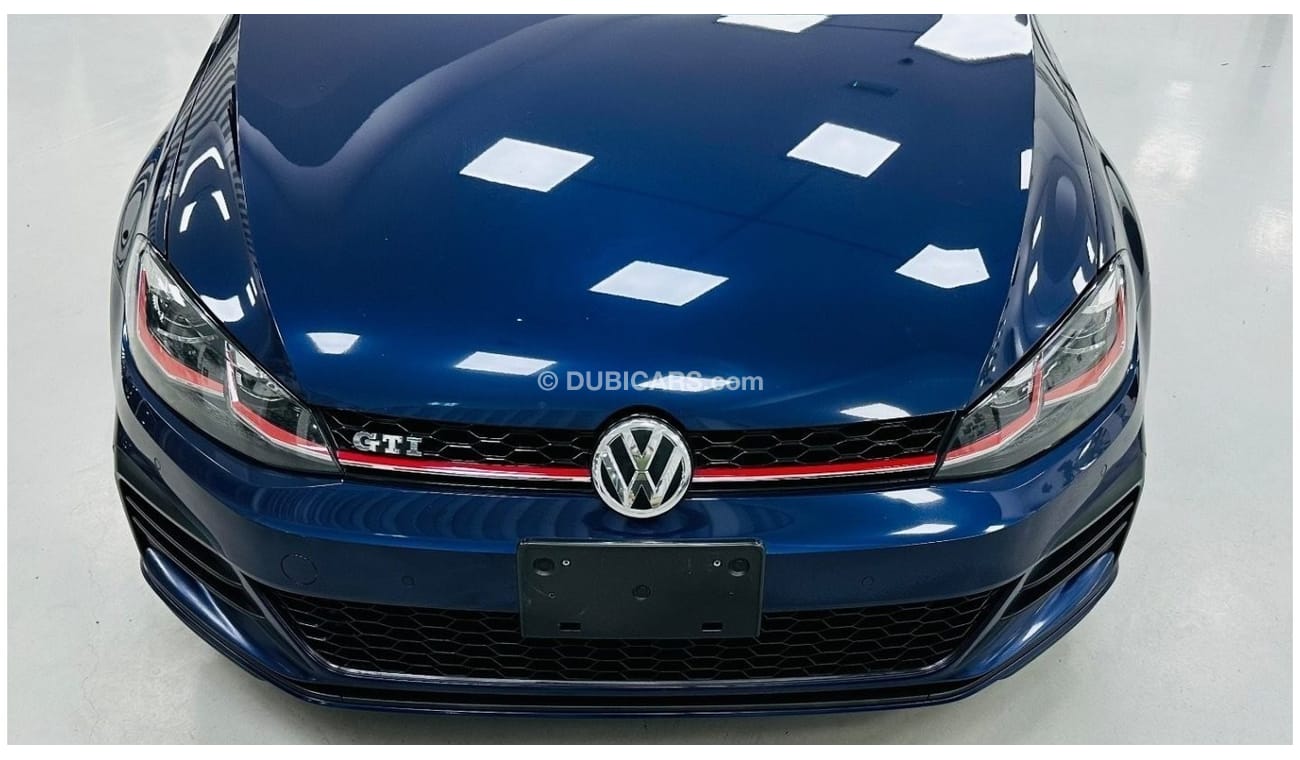 Volkswagen Golf GTI P1 GCC .. Original Paint .. Perfect Condition .. Club .. Panoramic Roof ..