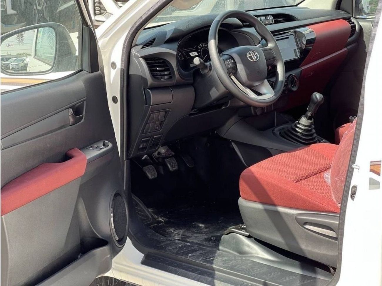 تويوتا هيلوكس S/C 2.7L PTR M/T 4X4 // 2025 // MID OPTION WITH POWER WINDOS // SPECIAL OFFER // BY FROMULA AUTO //