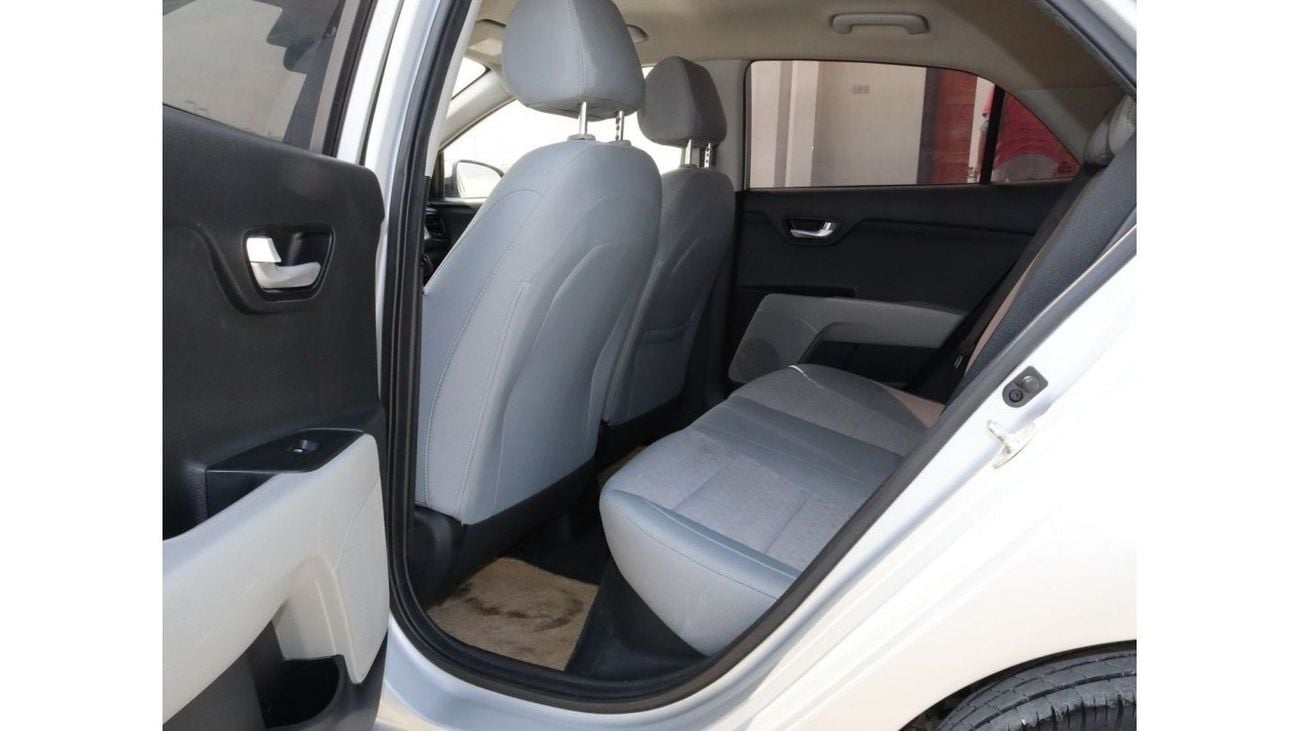 كيا ريو كيا ريو 2020 خليجي بحالة ممتازة بدون حوادث