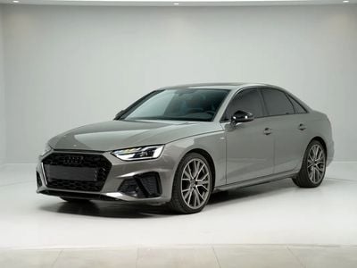 أودي A4 35 TFSI S-LINE S-line - GCC Specs - Like New!