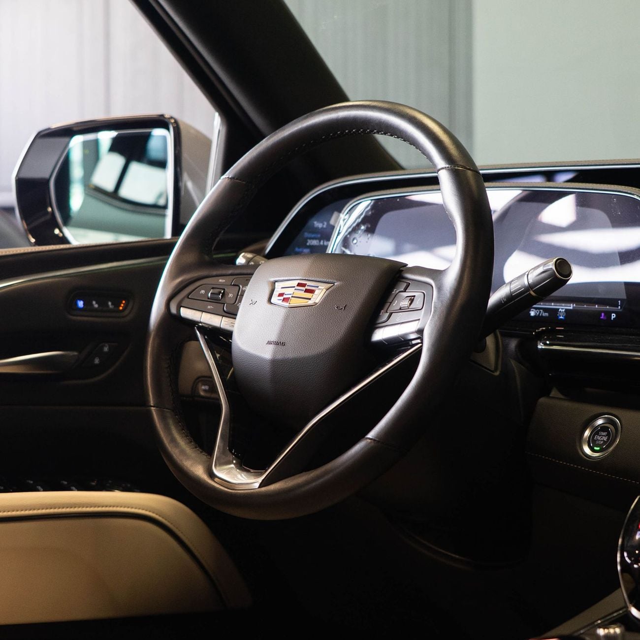 Cadillac Escalade PREMIUM LUXURY AED  7,090 P.M • 0% Downpayment • Cadillac Escalade • Agency Warranty