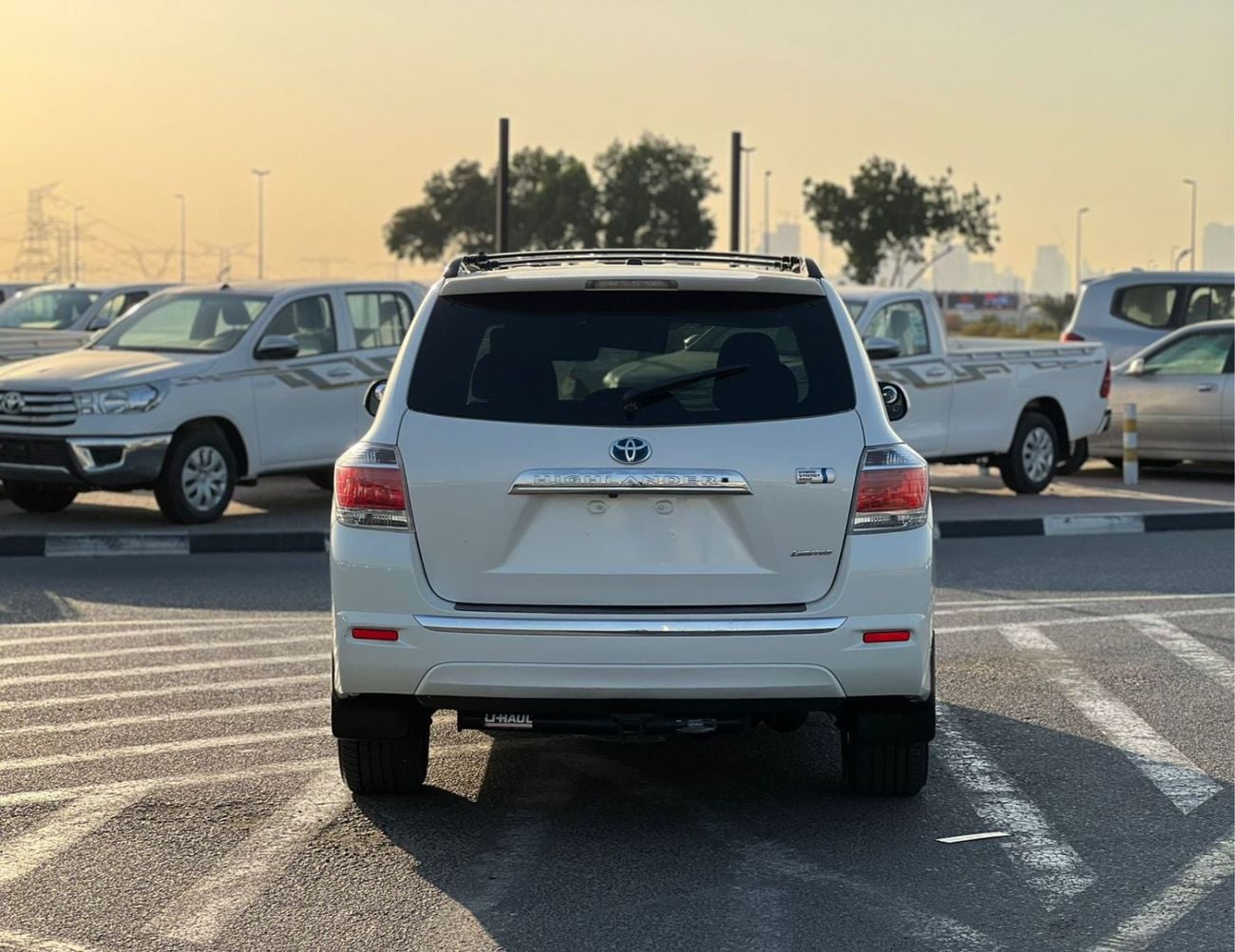Toyota Highlander 2013 Toyota Highlander Hybrid Limited 3.5L V6 - Rear Camera Leather Seat  - Sunroof