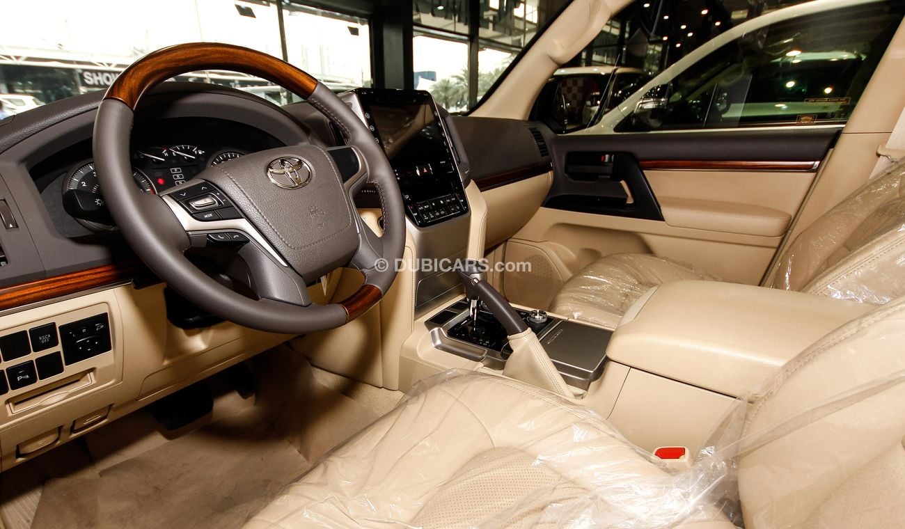 Toyota Land Cruiser GXR Black Edition