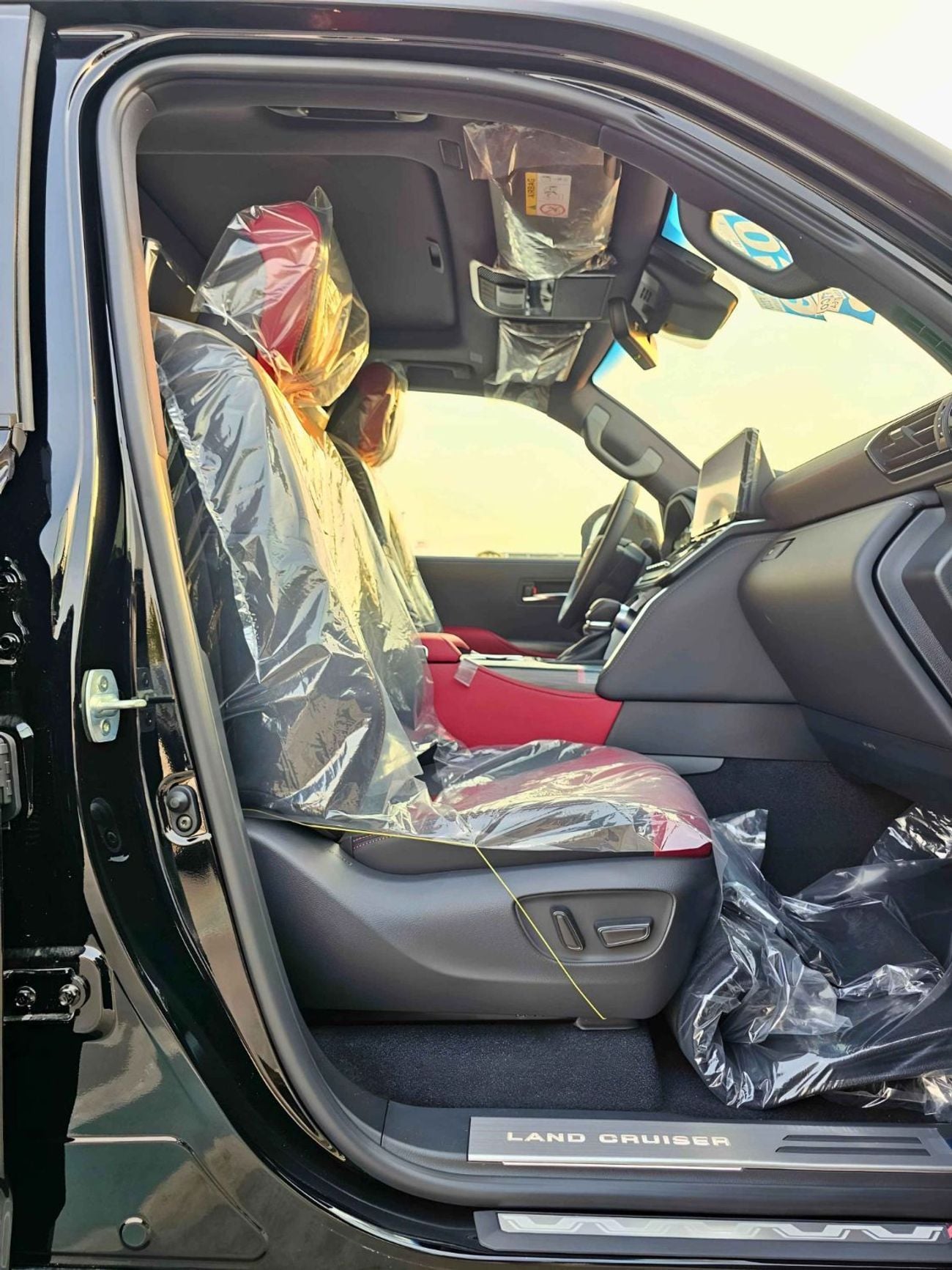 تويوتا لاند كروزر GR SPORT TWIN TURBO | 3.5L PETROL V6 / RADAR / 360*CAMERA / LEATHER WITH MEMORY SEAT (CODE#LC3GRH)