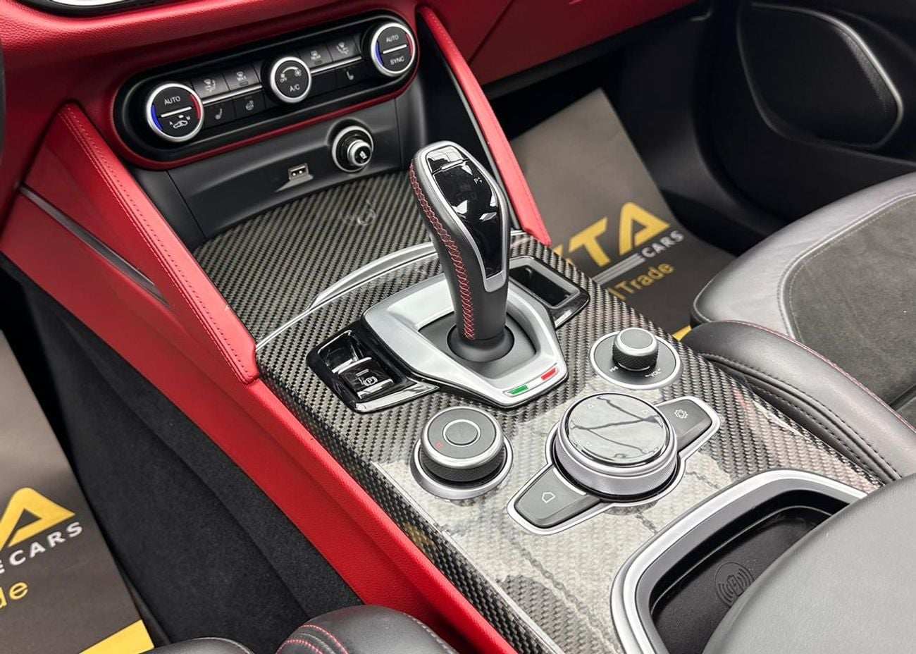 Alfa Romeo Stelvio 2020 Alfa Romeo Stelvio Quadrifoglio, Nov/2026 Alfa Romeo Warranty + Service Contract, FSH, GCC