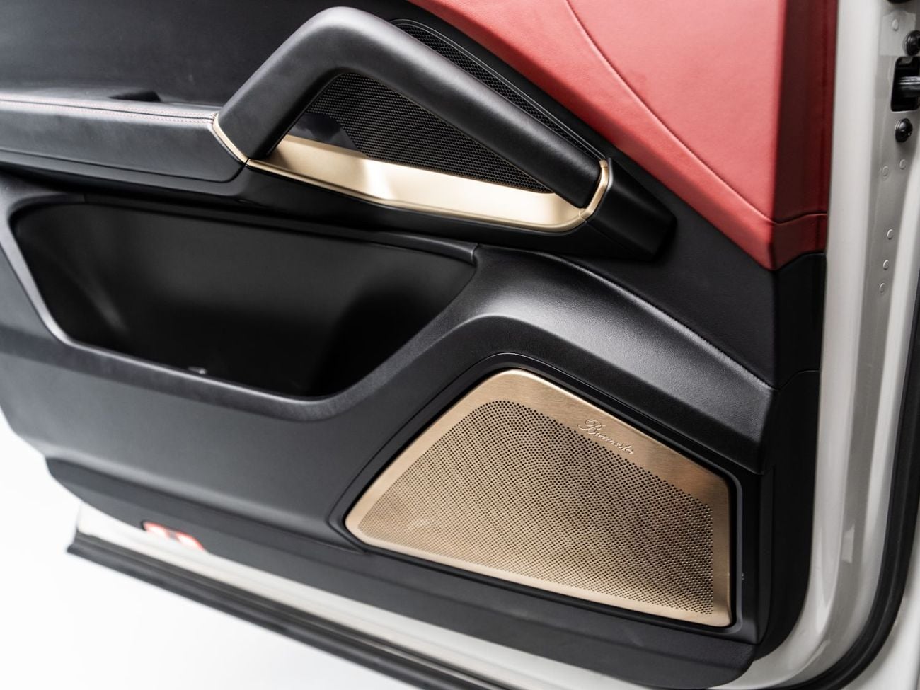 Porsche Cayenne GTS BUY NOW, PAY 2027 | THE BLACKLINE STANDARD | December 2027 Porsche Warranty, GCC
