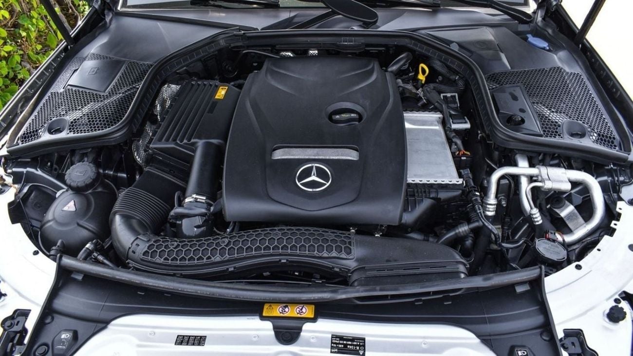 Mercedes-Benz C 300 Coupe Mercedes C300 Coupe AMG / 2018 / Canadian