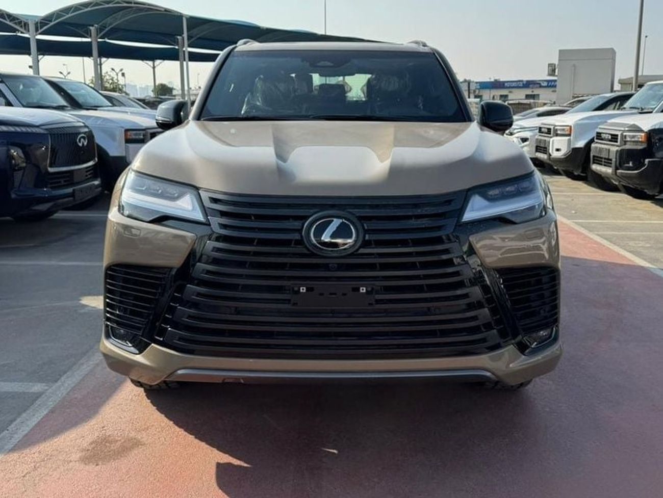 Lexus LX 600 LEXUS LX600 OVERTRAIL 3.5L 2025