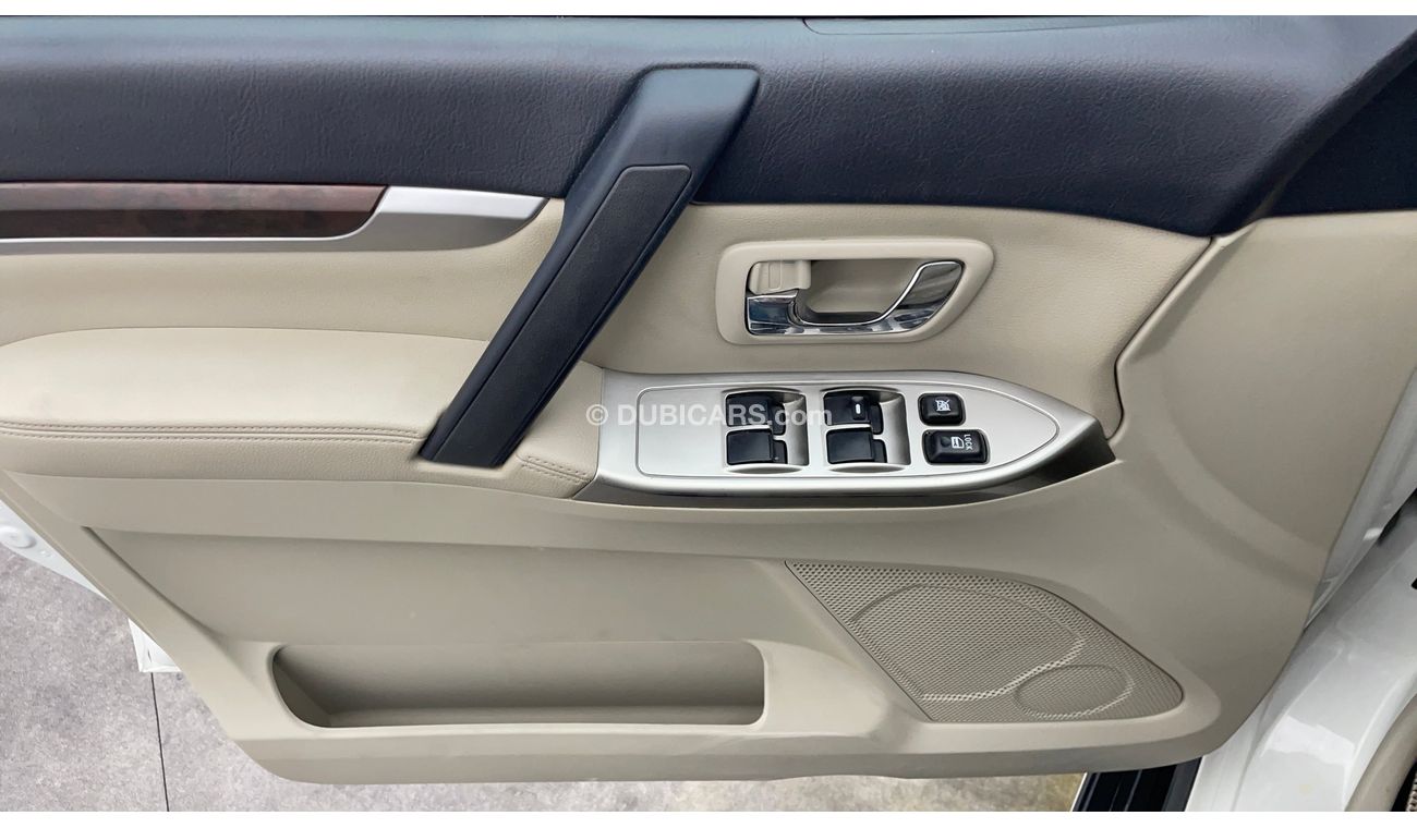 Mitsubishi Pajero GLS 3600