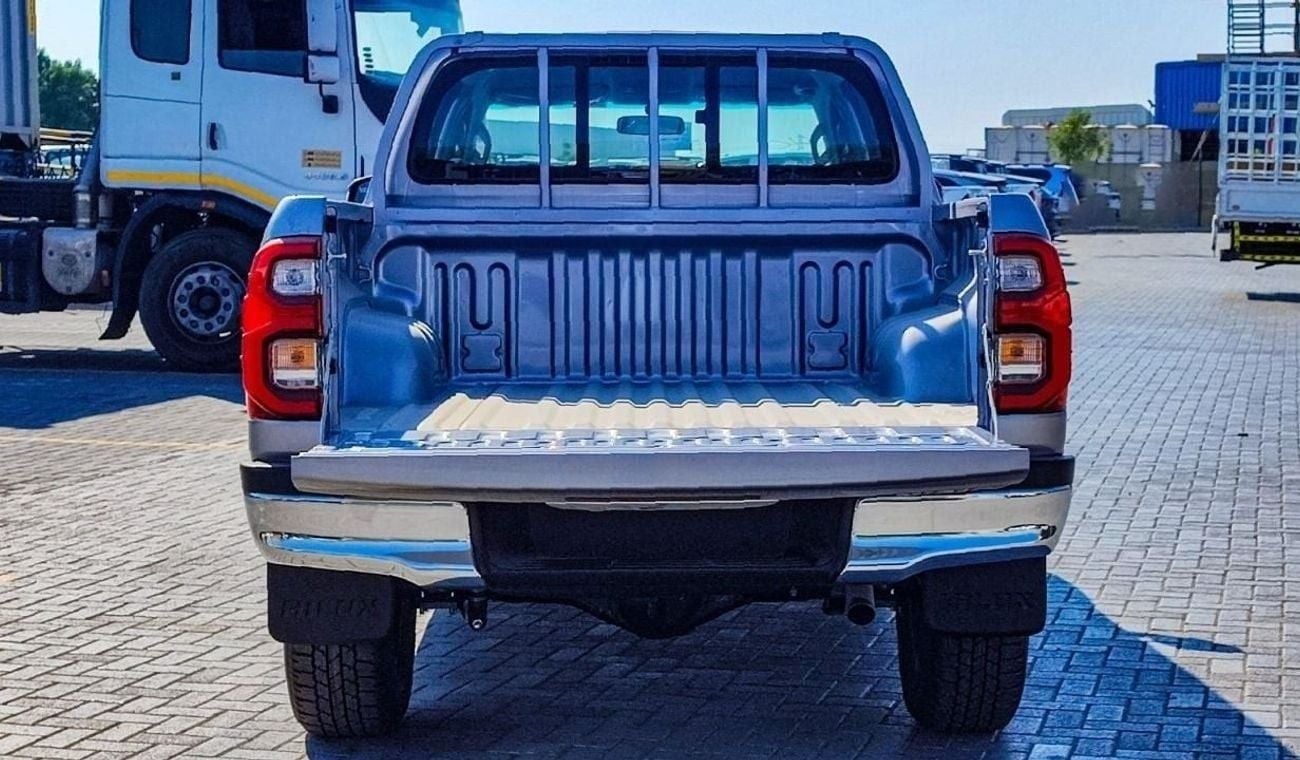 تويوتا هيلوكس Toyota Hilux 2.4L Diesel AT Full Option MY2025_Silver