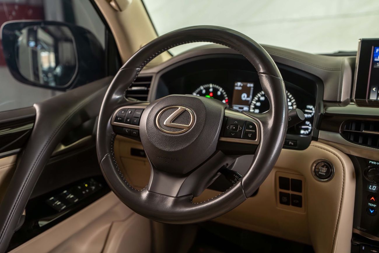 Lexus LX 570 Signature 5.7L 7 Seats-Al Futtaim Full Service History-Pearl Black Exterior Color