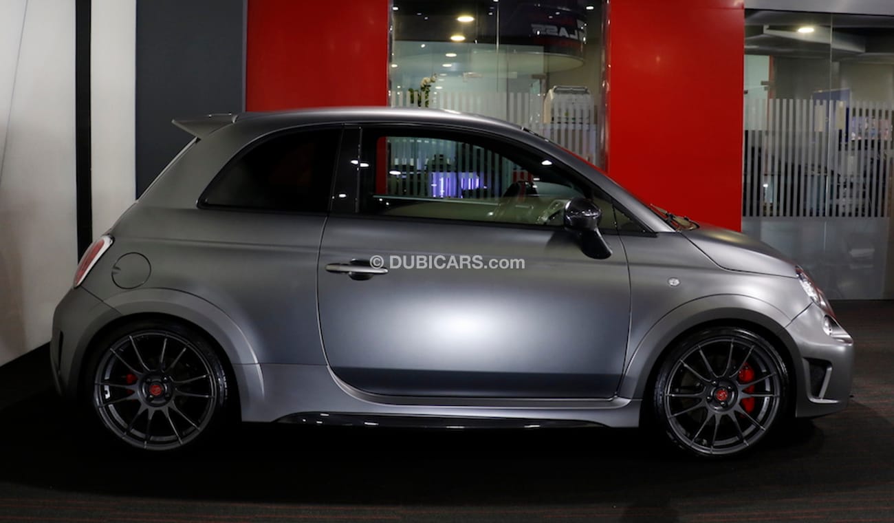 أبارث 500 695 Biposto