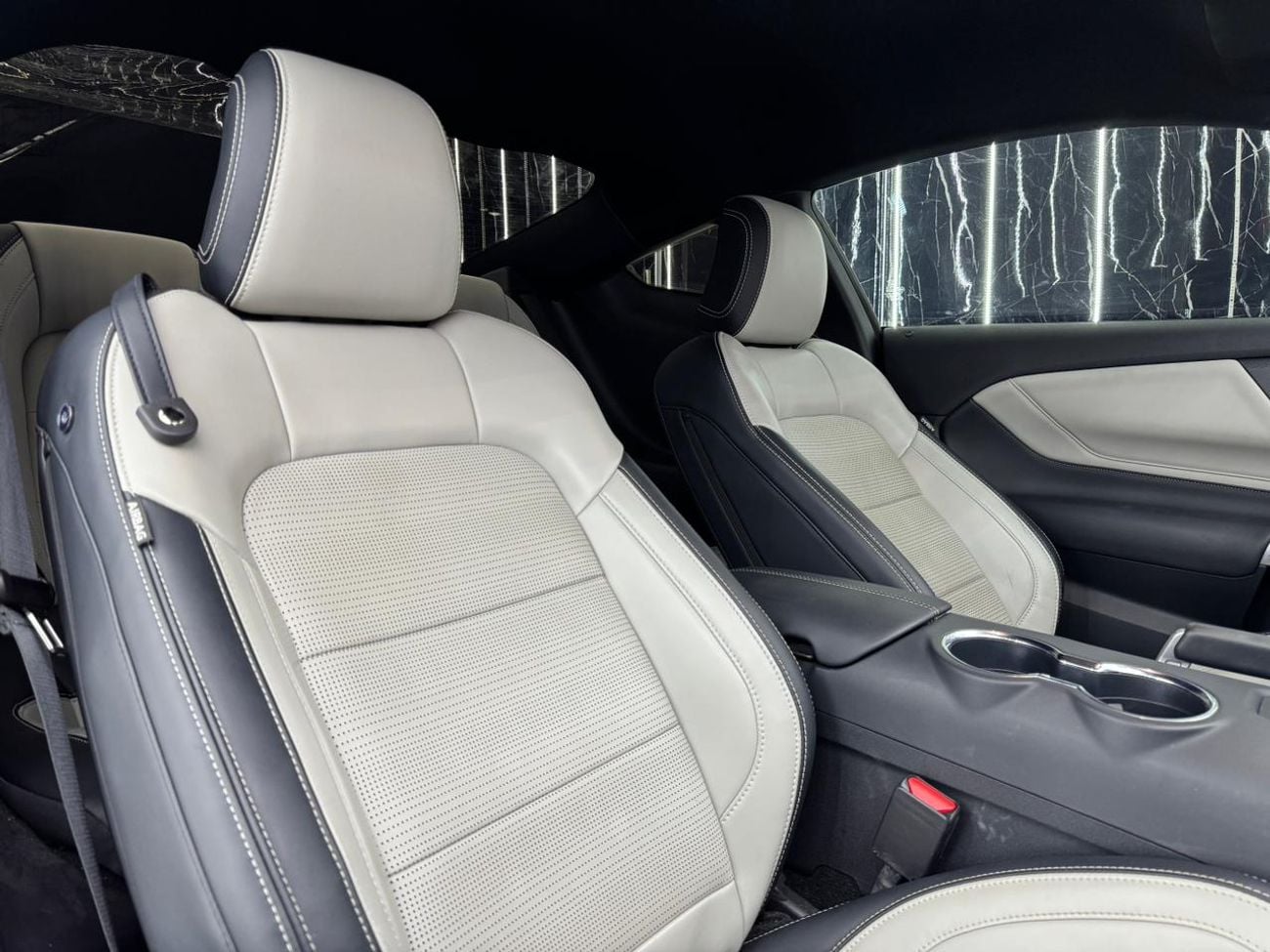 فورد موستانج GT Premium 5.0L (486 HP) Coupe A/T