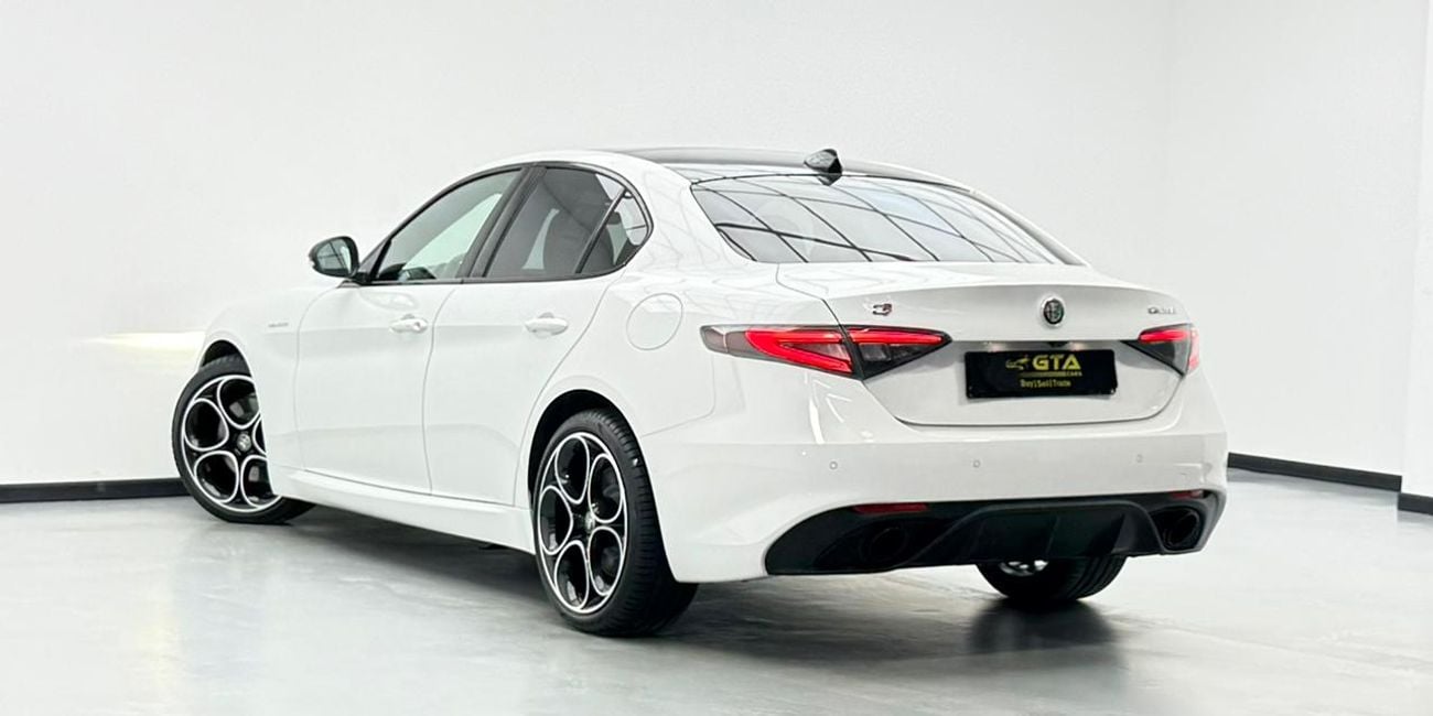 Alfa Romeo Giulia 2025 Alfa Romeo Giulia Veloce Q2, 5 Years Alfa Warranty + Service Pack, Delivery Kms, GCC