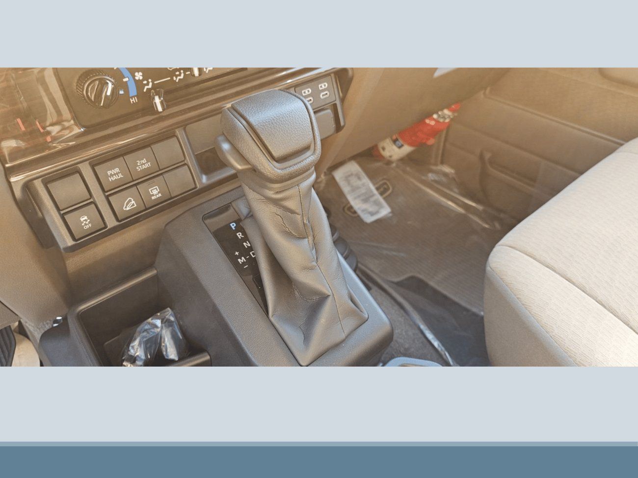 Toyota Land Cruiser 70 ECT0032 - Toyota LC71 Hardtop SWB - 2.8L Diesel Auto Beige