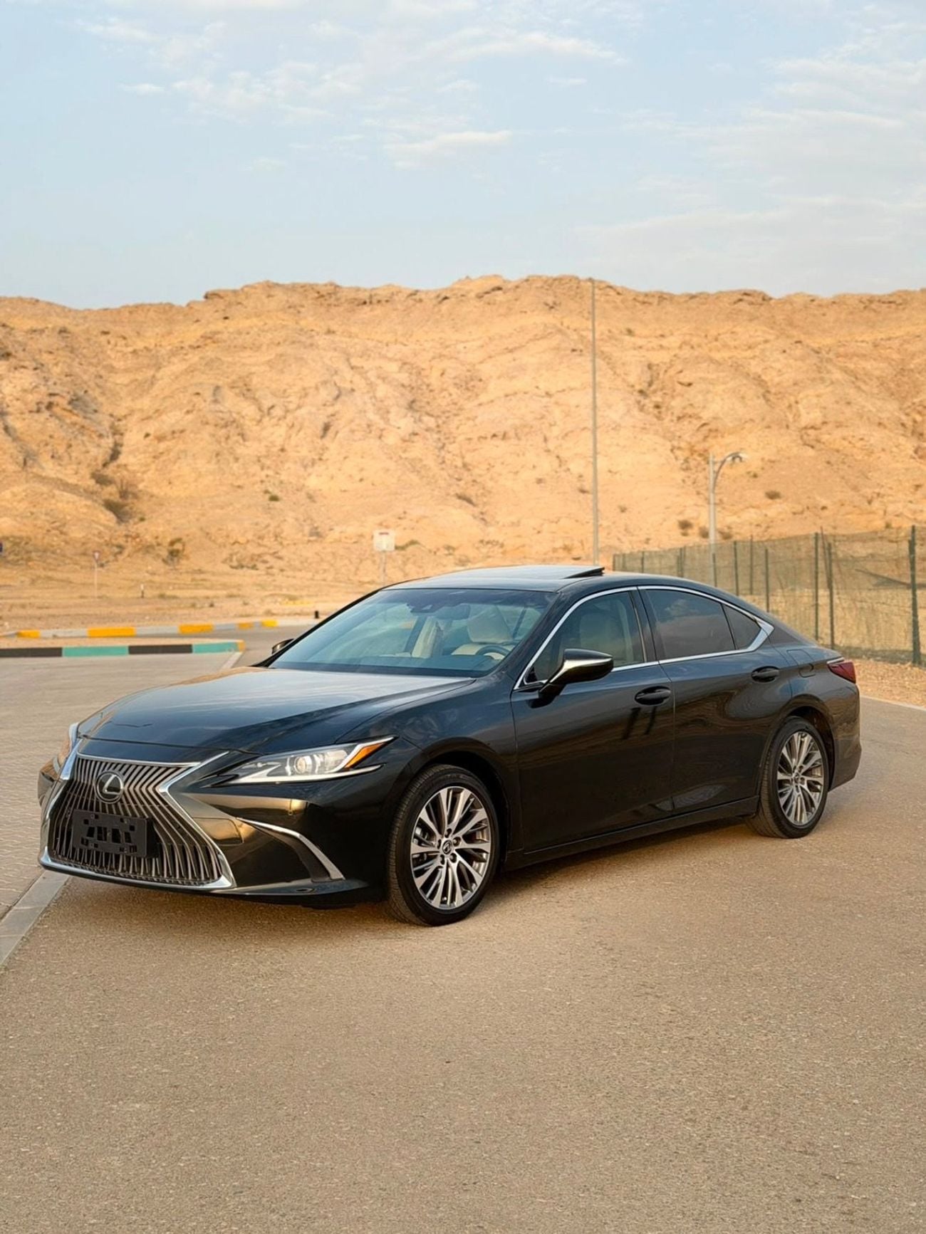لكزس ES 350 PLATINUM