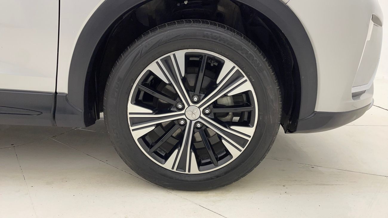 Mitsubishi Eclipse Cross GLX BASE 1.5 | Zero Down Payment | Home Test Drive