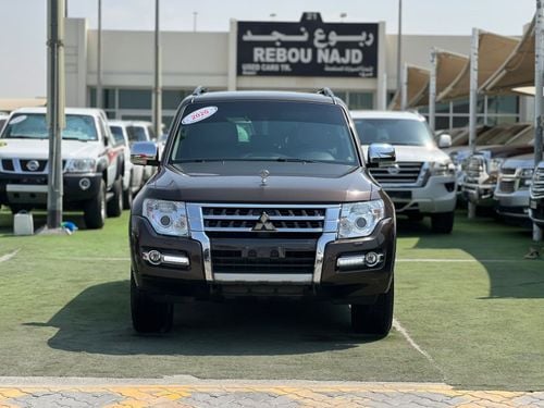 Mitsubishi Pajero GLS H/L ROCKFORD PLATINUM MITSUHBISHI PAJERO GLS 2020.ENGINE 3.8L/V6.