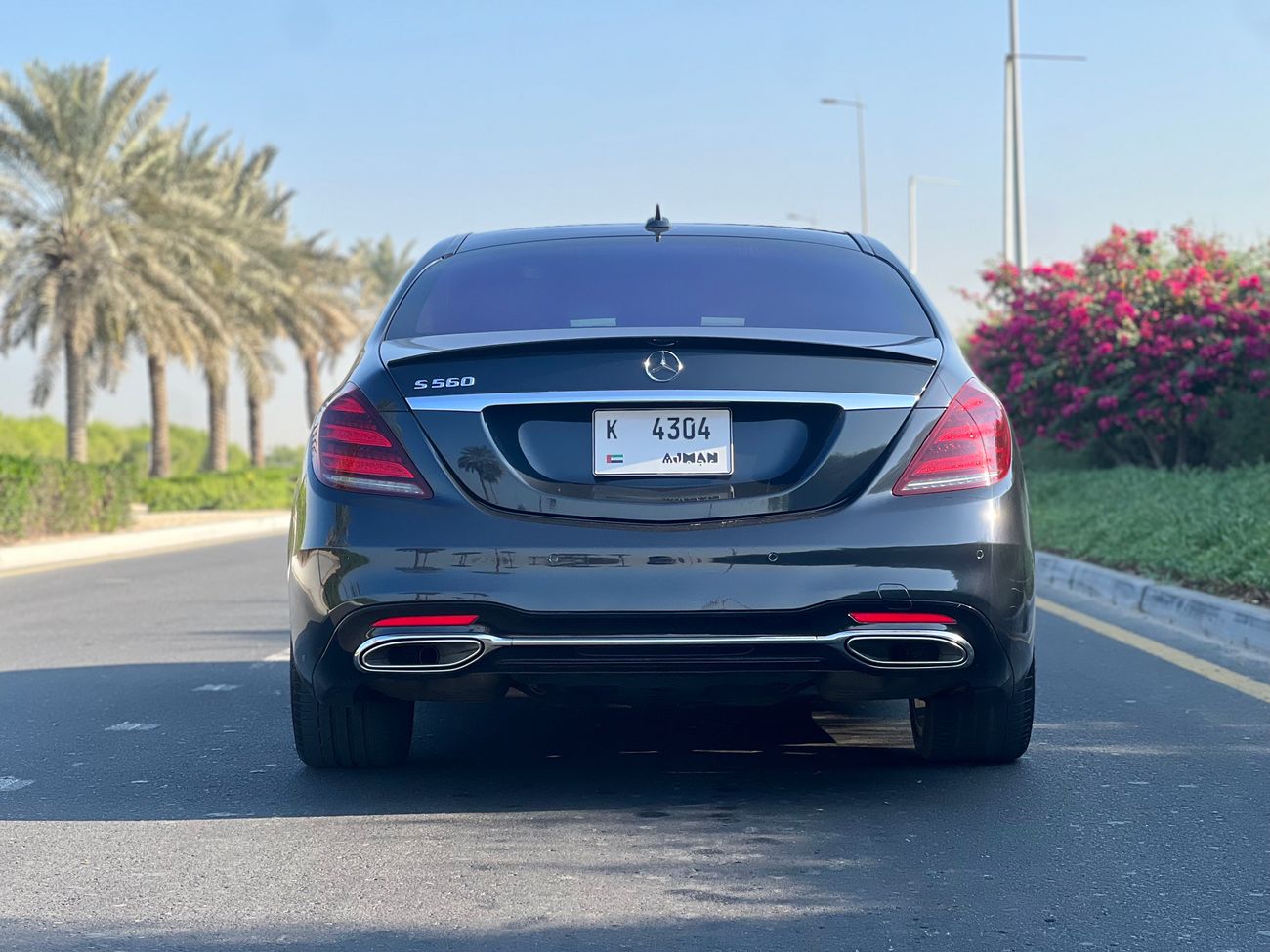 مرسيدس بنز S 560