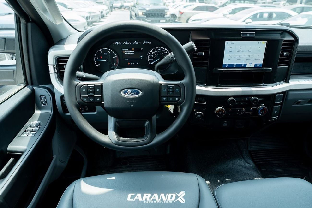 فورد F 550 REG CHAS CAB XL 145'' WB 6.7L V8 Diesel Automatic Transmission 4x4