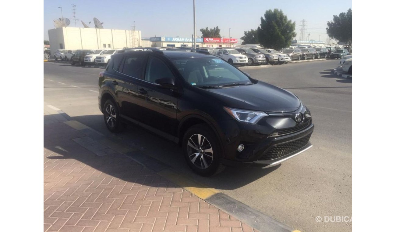 تويوتا راف ٤ TOYOTA RAV4 FULL OPTION