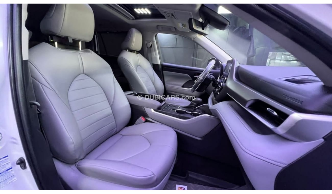 Toyota Highlander 2022 Toyota Highlander XLE AWD 4x4 Full Option Without Paint