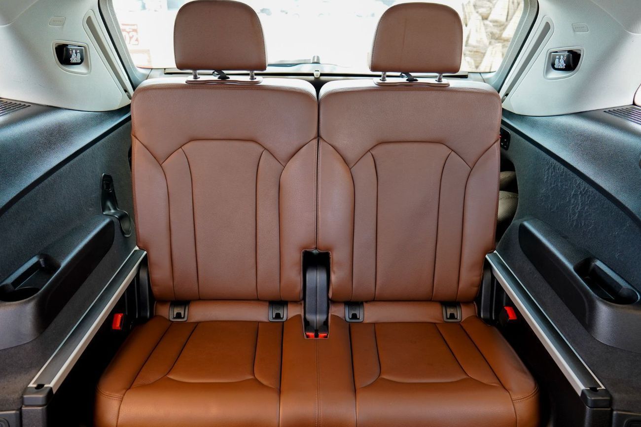 Audi Q7 45 TFSI quattro 3.0L