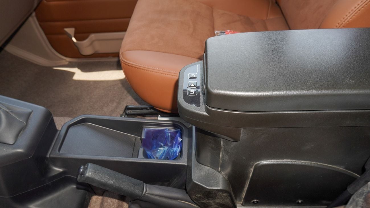 Toyota Land Cruiser 70 4.0L V6