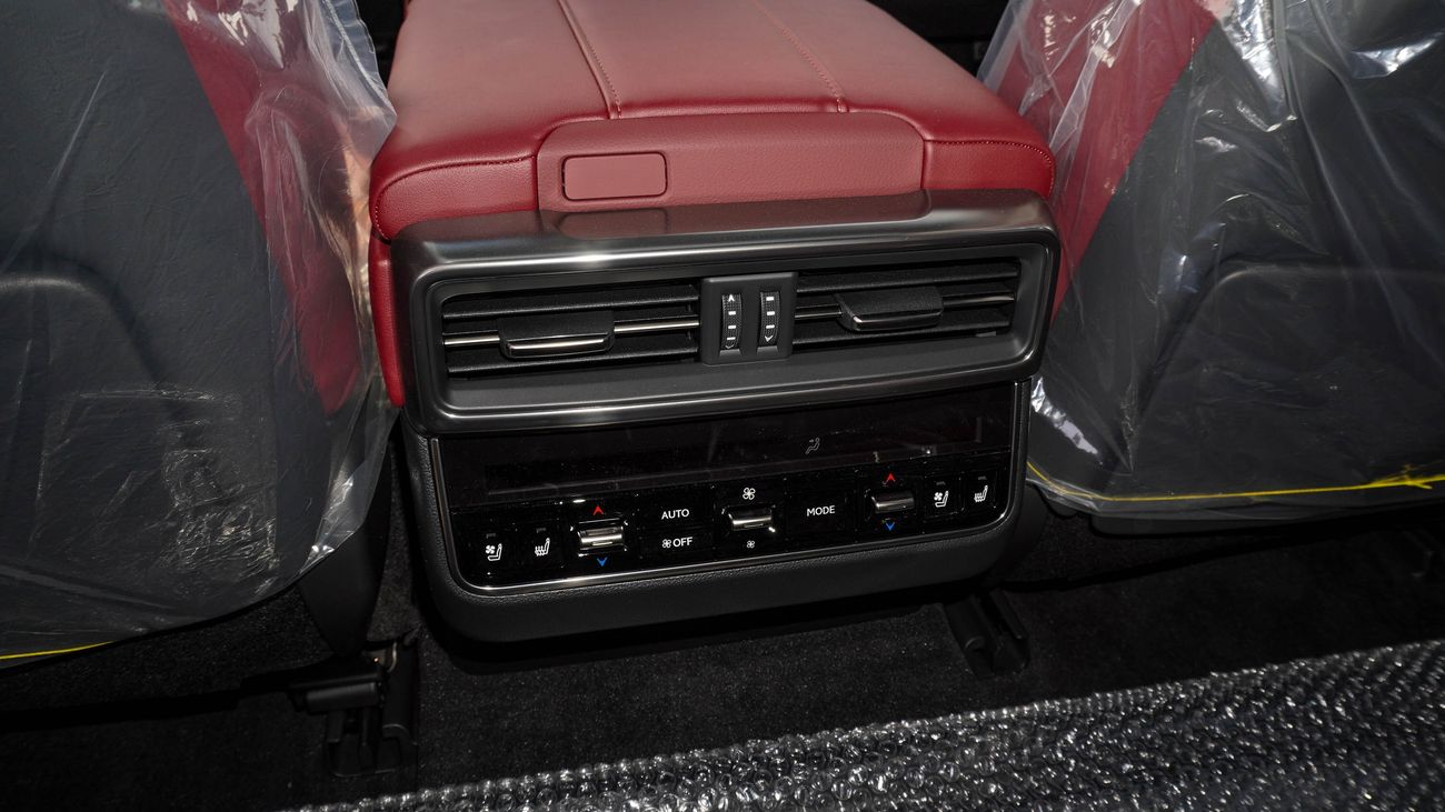 لكزس LX 600 3.5L V6