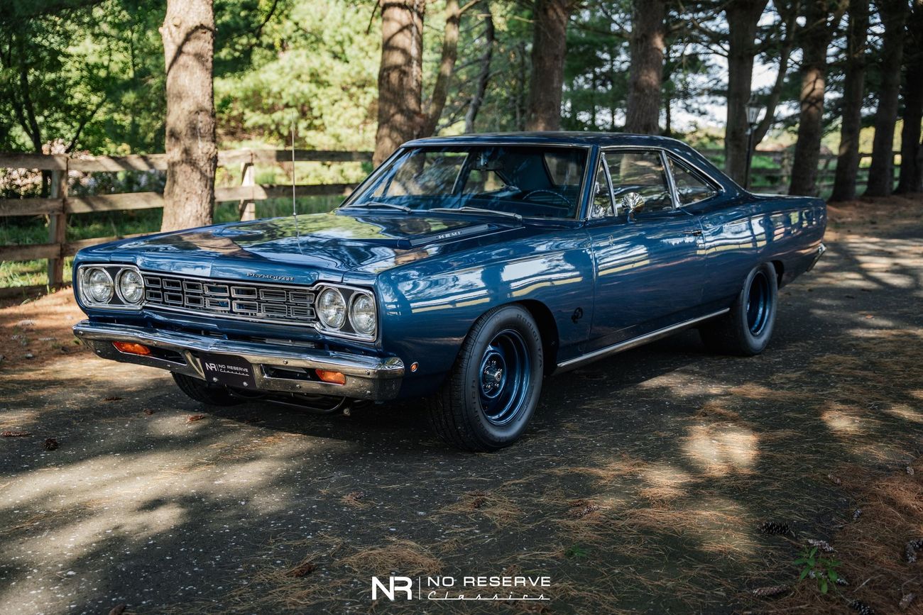 Plymouth Road Runner 426 Hemi Hellephant powered 1 of 1 Pro Touring Restomod