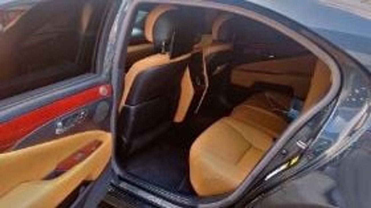 تويوتا راف ٤ Adventure 2.5L 4WD