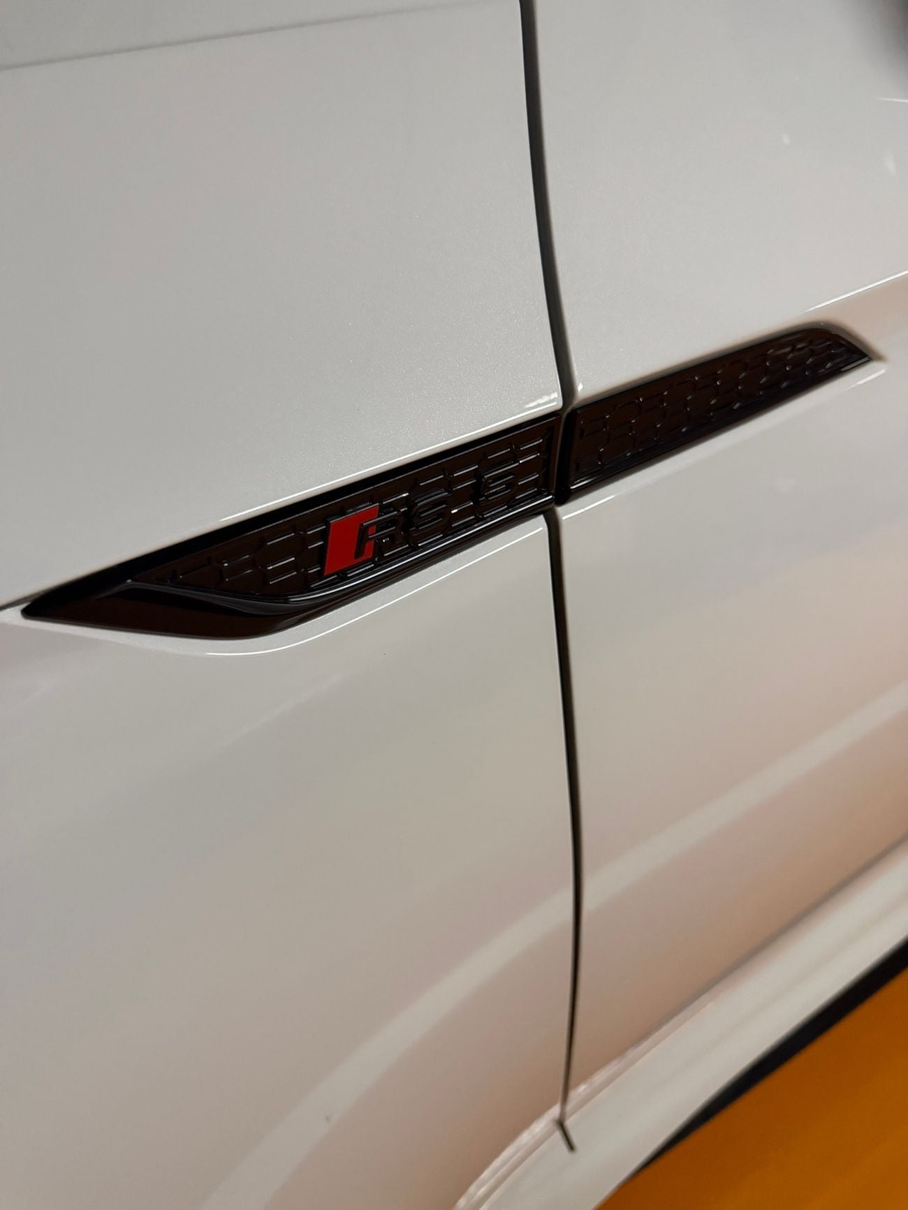 أودي RS5 ستاندارد
