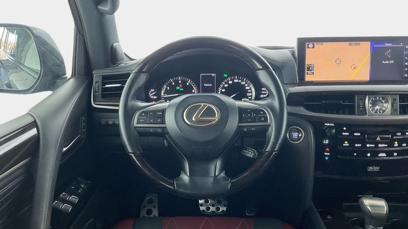 لكزس LX 570 Black Edition | upto AED 20,000 Ramadan Discount | شامل الضمان | 0 ﺪﻔﻋﺓ ﺃﻮﻟﻯ