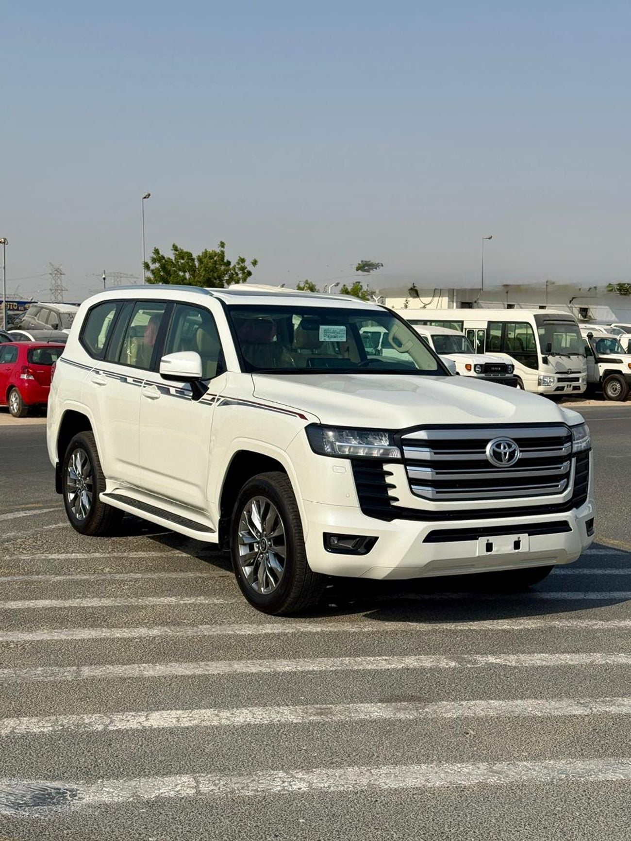 تويوتا لاند كروزر Toyota Land Cruiser GXR 4.0L 2026 White