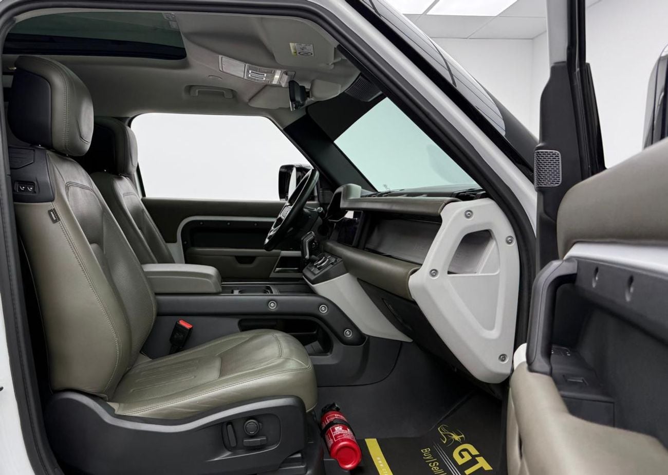Land Rover Defender P400 90 HSE 3.0L (5 Seater) 2022 Land Rover Defender 90 HSE P400, 2027 LR Warranty, Full LR Service
