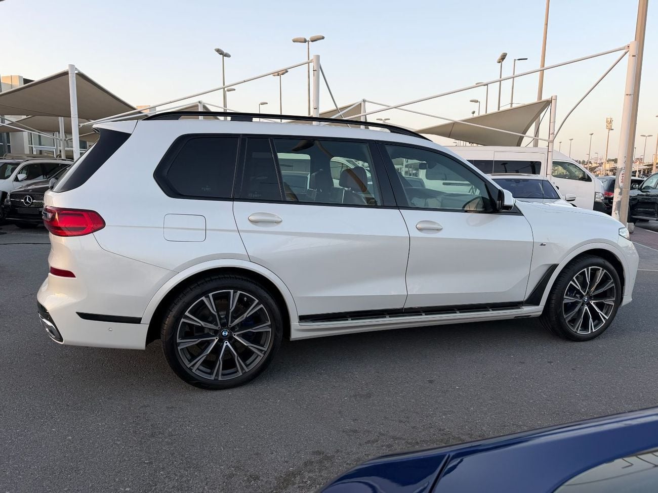 بي أم دبليو X7 بي ام X7 XDrive40i M sport