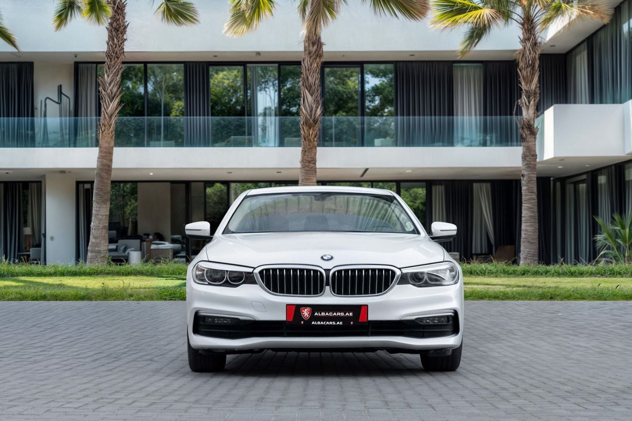 BMW 520i 520i | 1,567 P.M | 0% Downpayment | BMW HISTORY | UNDER WARRANTY!