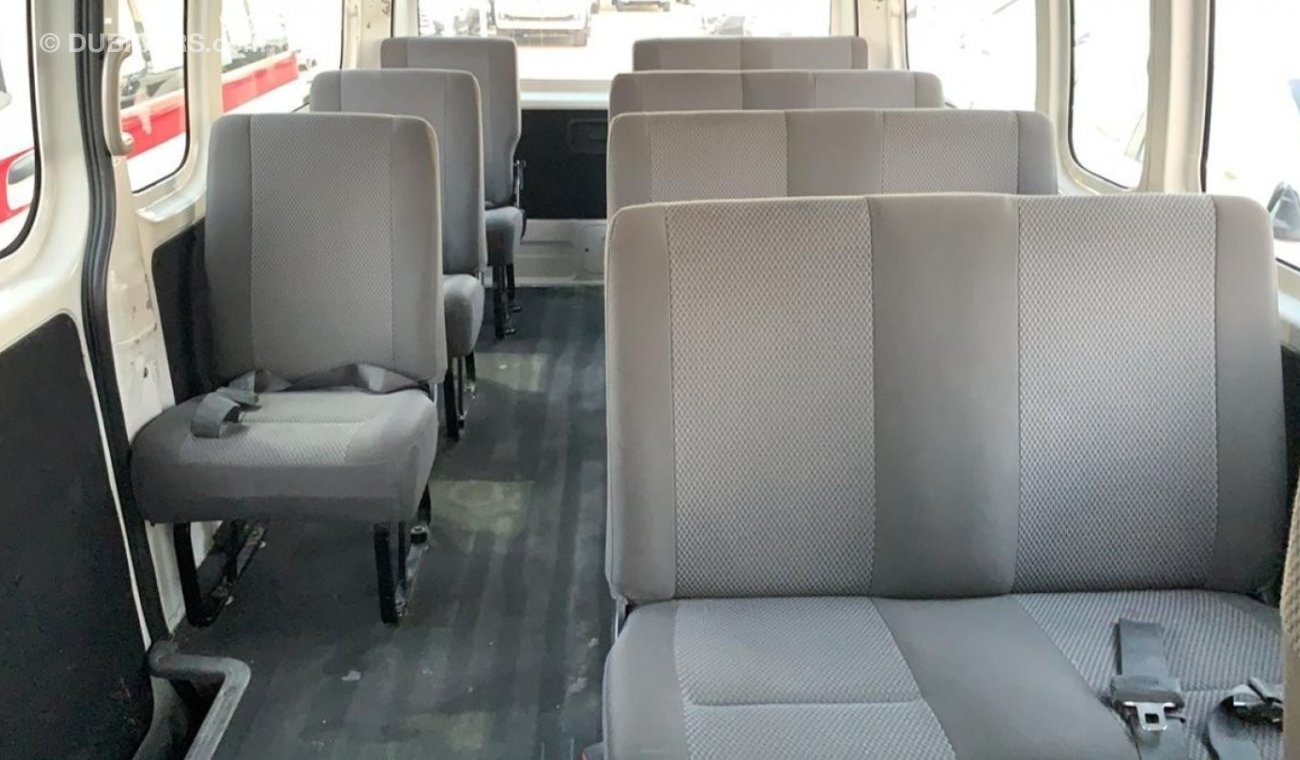 نيسان أورفان Nissan Urvan 2018 13 Seats Ref# 425