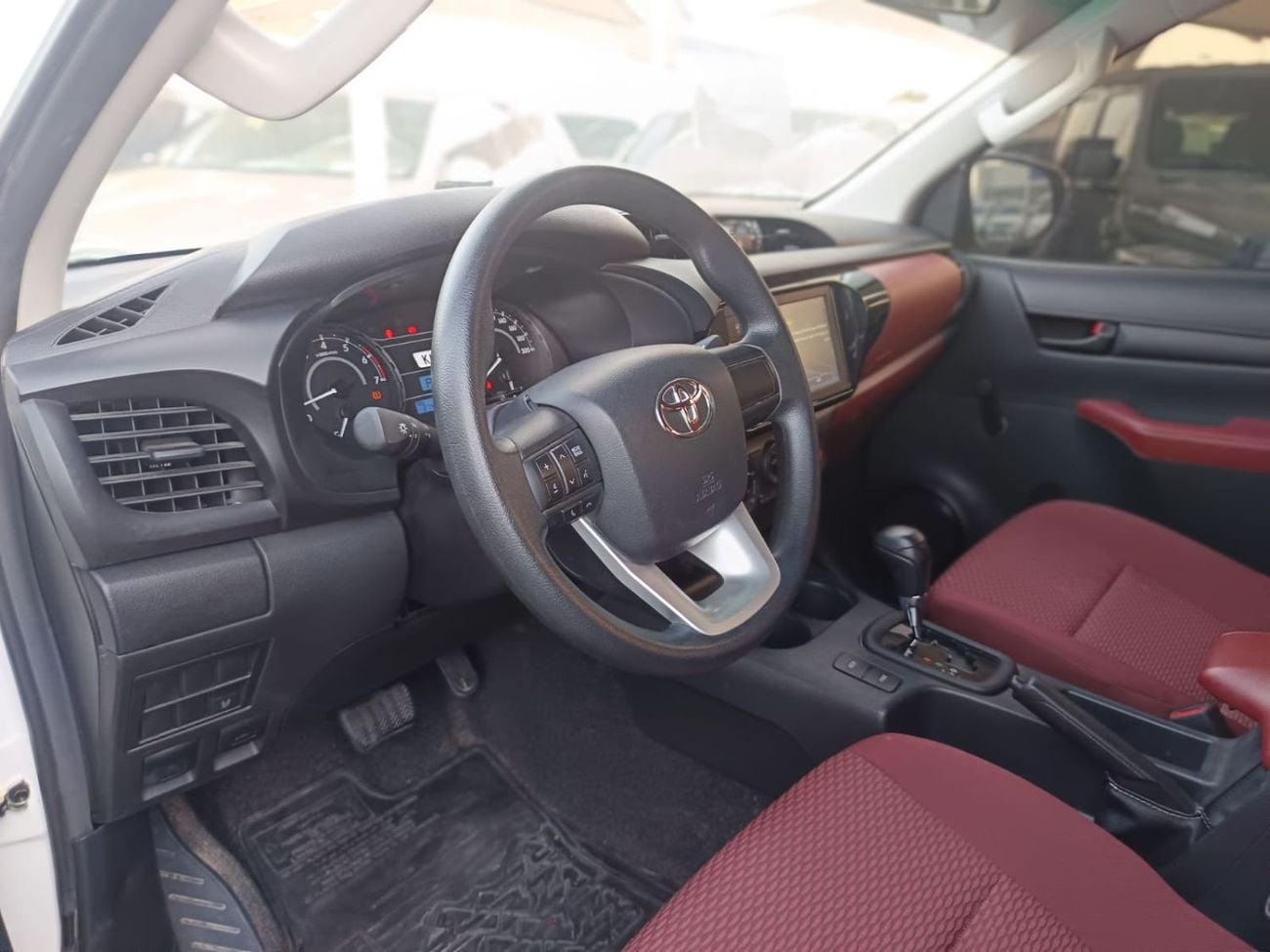 Toyota Hilux HILUX PETROL GL 2.7L Double Cab Utility WITH BEST PRICE