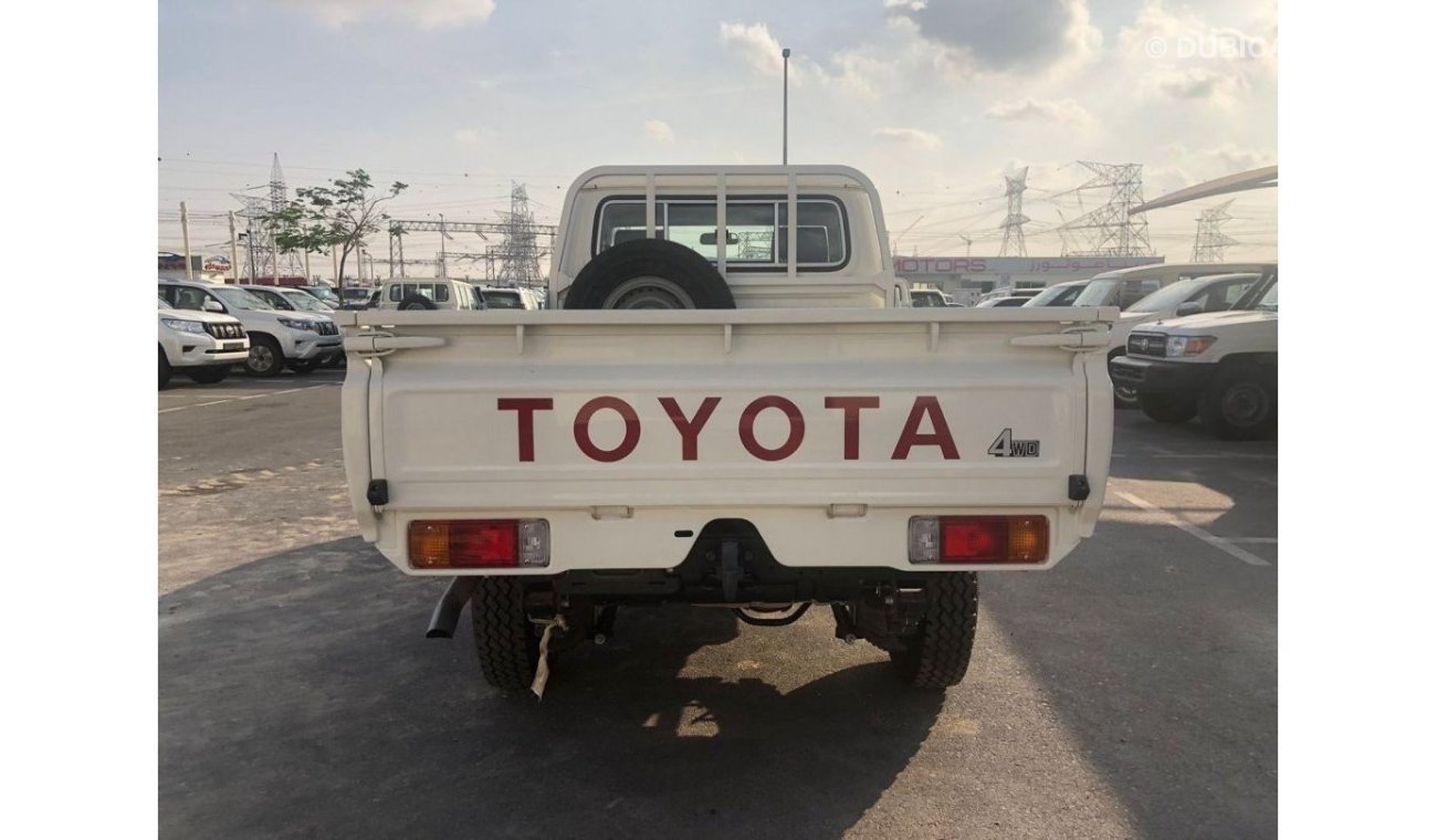 Toyota Land Cruiser Pick Up TOYOTA	 Land Cruiser PICKUP S/C 4.2L DSL