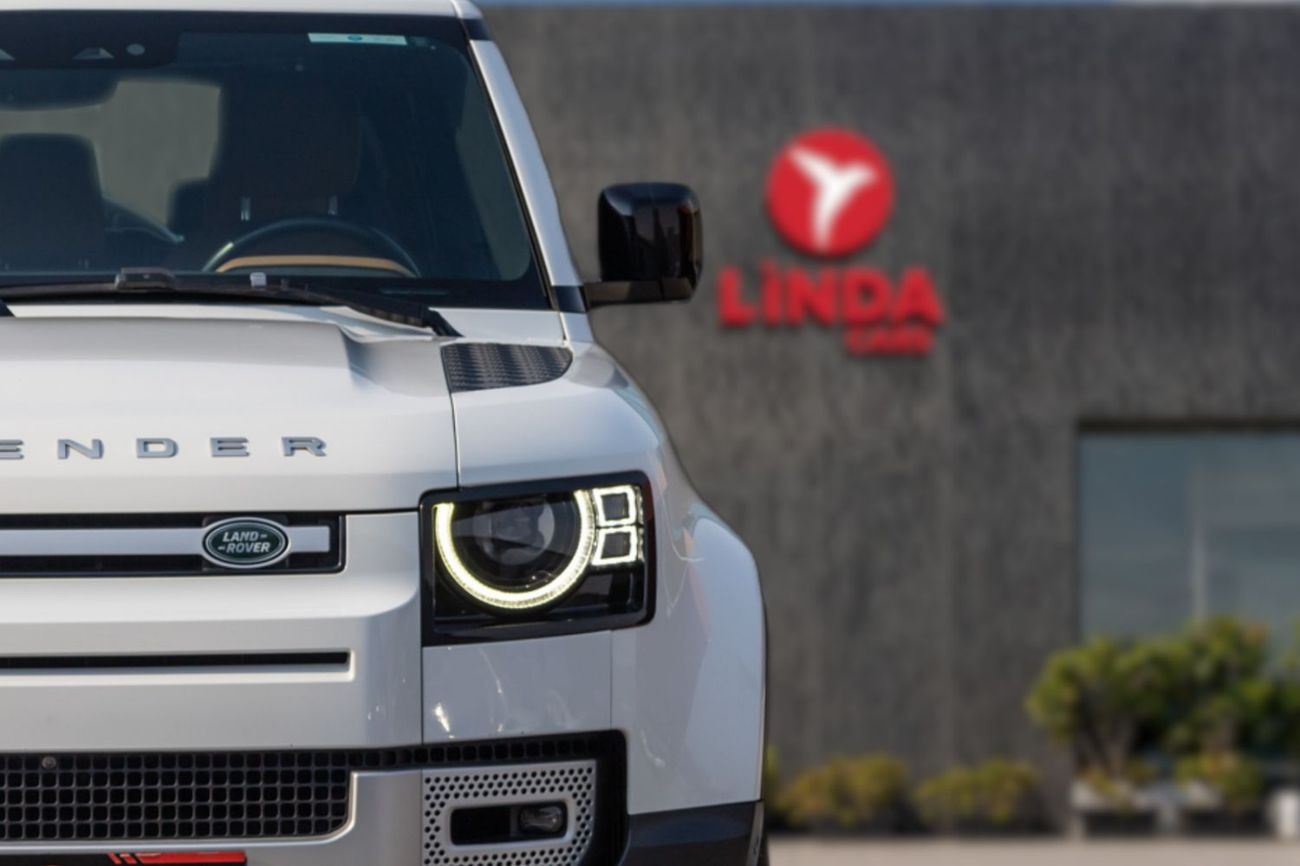لاند روفر ديفندر 130 HSE P400 HSE P400