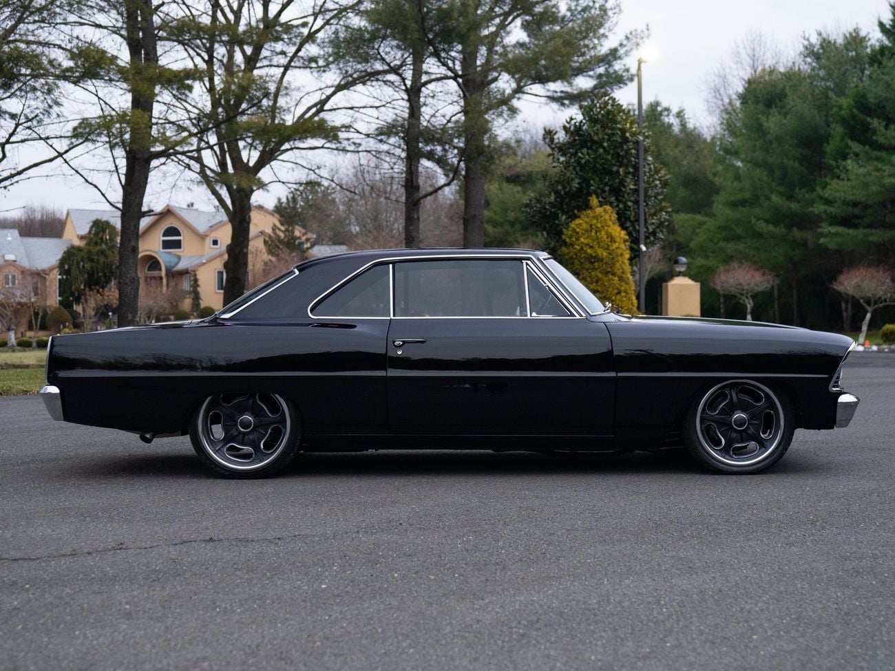 شيفروليه نوفا SS 850 HP LSA Custom Supercharger Pro Touring Restomod