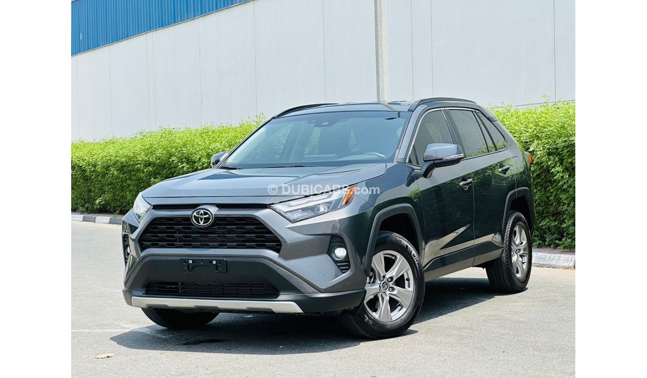 تويوتا هيلوكس Full option clean car like 0kmmiu