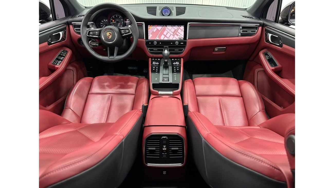 Porsche Macan 2024 Porsche Macan, OCT-2025 Porsche Warranty, Full Agency Service History,GCC