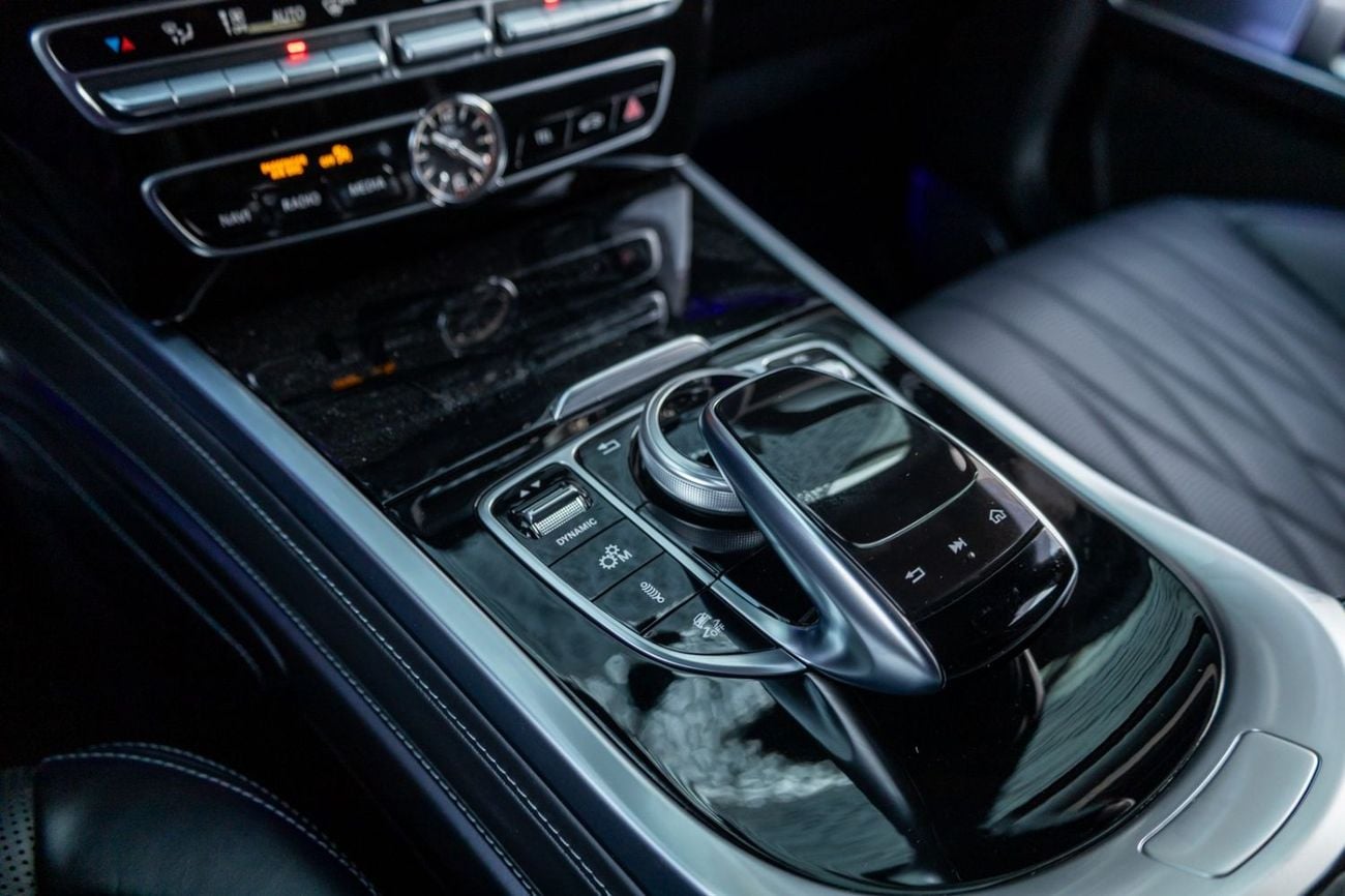 Mercedes Benz G63 AMG STD Mercedes-Benz G63 AMG Black Edition 2019 Japanese Specs | Warranty