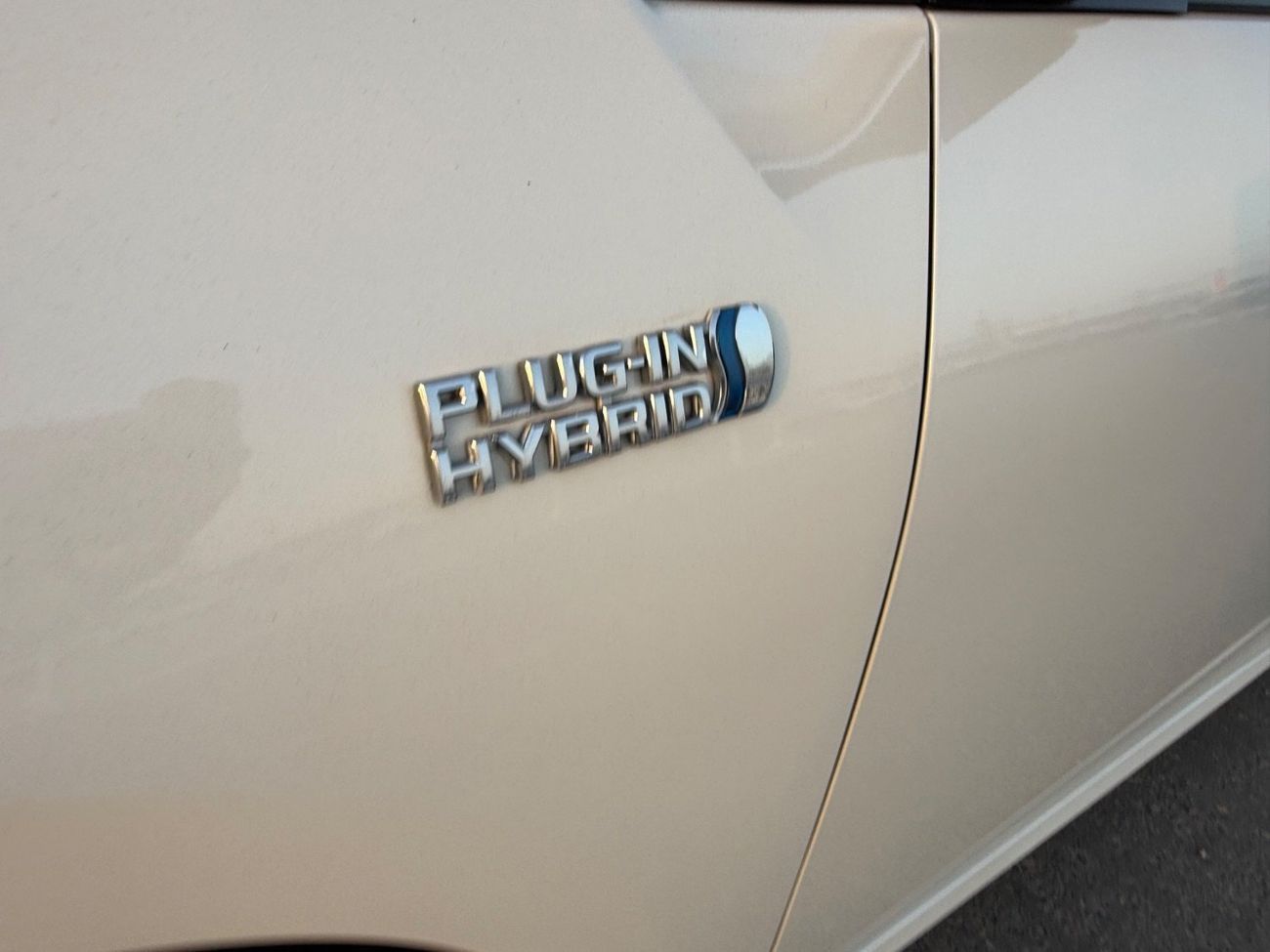 Toyota Prius Iconic 1.8L 2020 PRIME 1.8L PLUGIN HYBRID CANADA SPEC