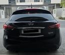 إنفينيتي QX70 3.7 L Luxury
