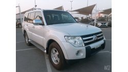 Mitsubishi Pajero MITSUBISHI PAJERO 2008- 3.5 - Full Option - Free Accident - Good Condition.