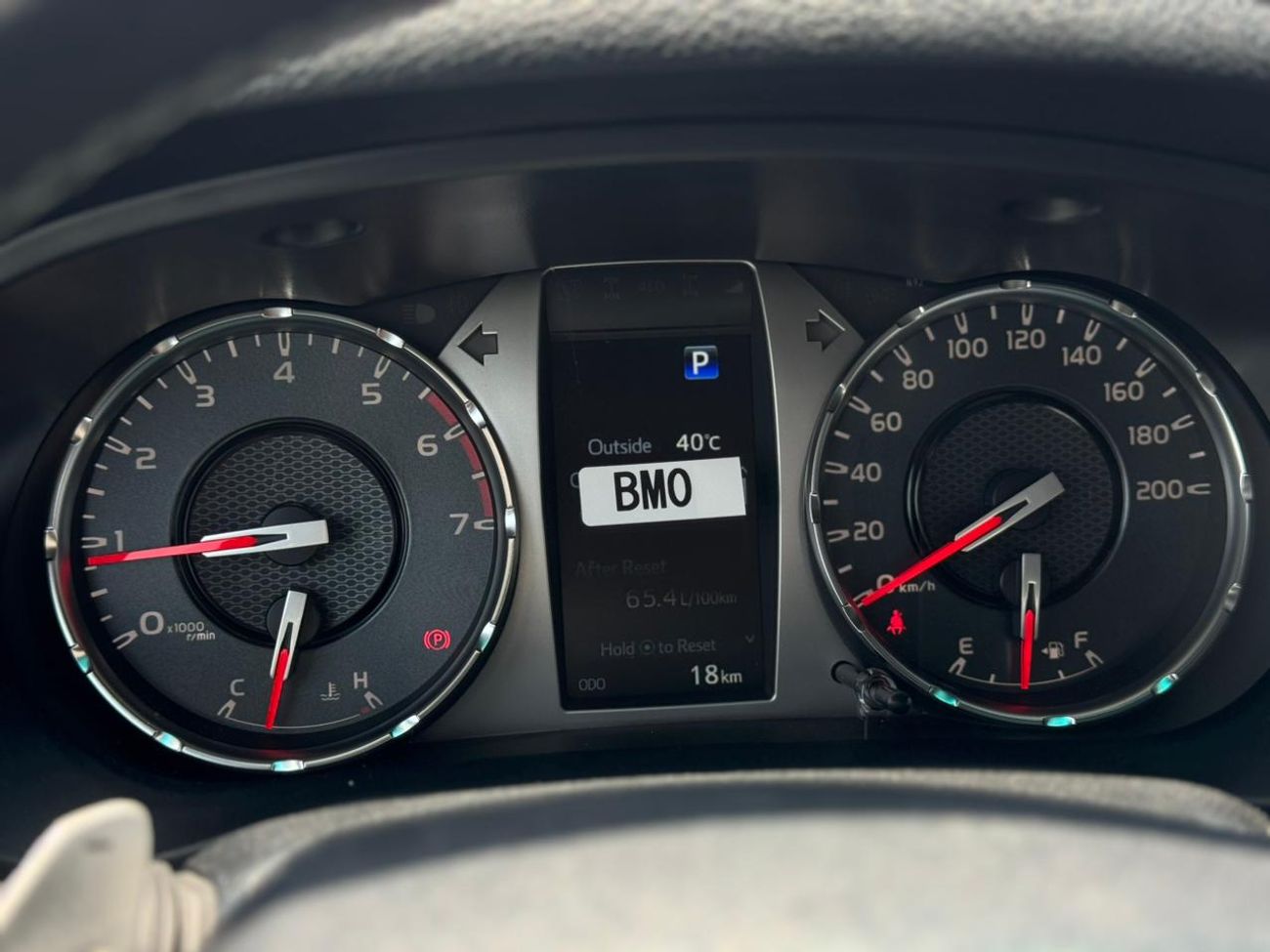 تويوتا هيلوكس TOYOTA HILUX GR SPORT 4.0L V6  GCC  2026