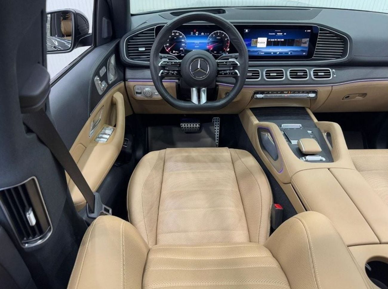 مرسيدس بنز GLS 580 2024 Mercedes Benz GLS580 AMG 4Matic, Jan 2029 Mercedes Warranty, Full Mercedes Service History, GCC